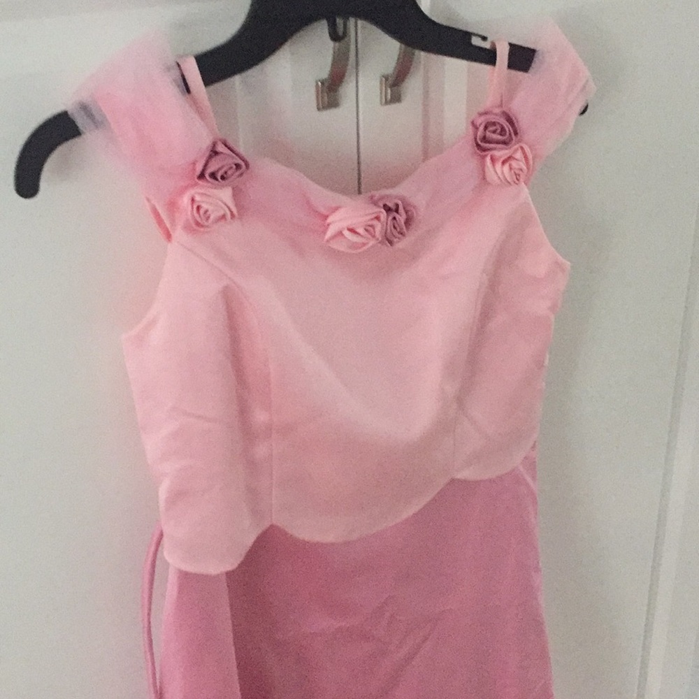 Dress - Picture 2 of 4